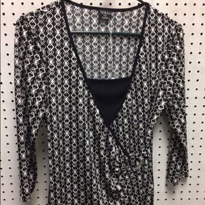 Tribal Cross over women’s top w/3/4 sleeve in black and cream